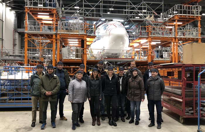 Freiberger Alumni zu Gast bei den Elbe Flugzeugwerken
