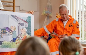 „Upps, meine Schatztruhe tropft“ – Wie aus einer Kindervorlesung ein illustriertes Buch wurde