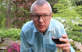 Ein Weltbürger mit klarer Haltung: Klimaforscher Jörg Matschullat vom Rektor verabschiedet