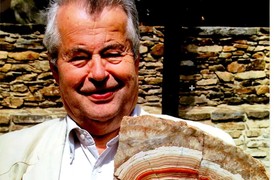 Kleine Achat-Sonderausstellung im Foyer der terra mineralia