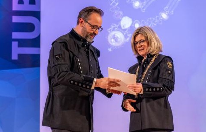 Feierliche Investitur: Jutta Emes als neue Rektorin ins Amt eingeführt