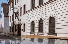 Institut für Keramik, Glas- und Baustofftechnik stellt sich neu auf